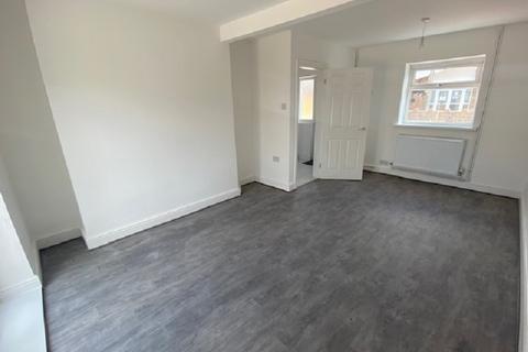 1 Ffordd Glandwr, Ystalyfera, Swansea, SA9 2ER
