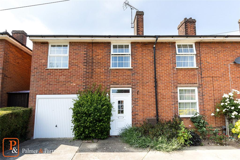 Irvine Road, Colchester, Essex, CO3 5 bed semidetached house for sale