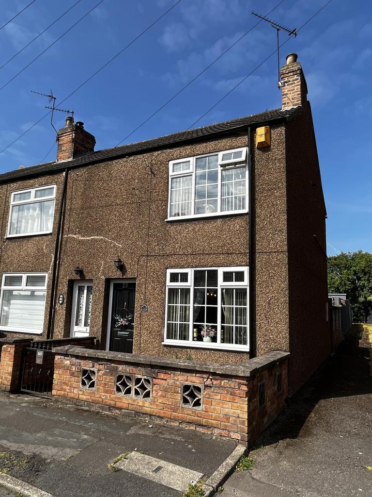 Smithfield Road, Scunthorpe 2 bed end of terrace house for sale £110,000