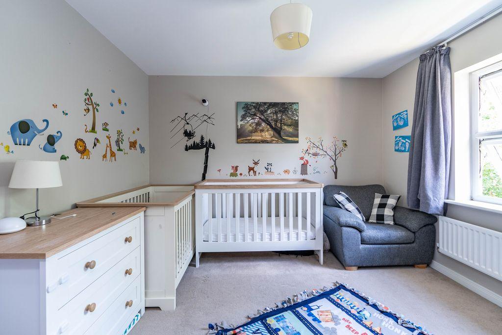Bedroom 2 (Double)