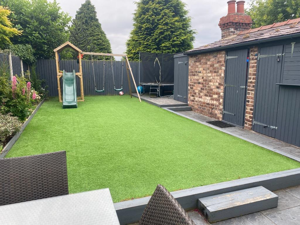 Whiston Lane, Huyton, Liverpool, L36 4 bed semidetached house £280,000