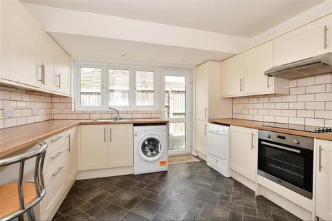 2 bedroom detached bungalow for sale - Second Avenue, Broadstairs, Kent