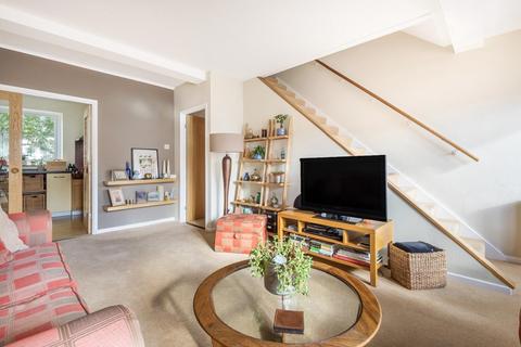 24 Hatcliffe Close, London, SE3 9UE