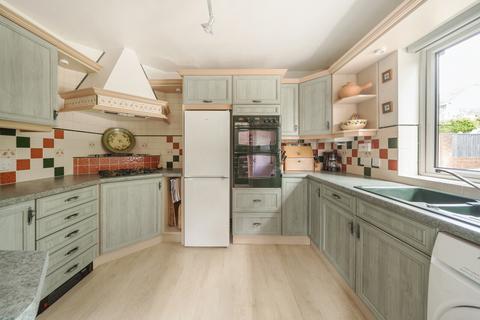 3 bedroom detached house for sale, Oak Tree Road, Milford, GU8