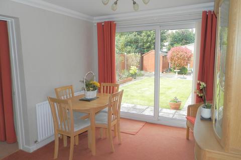 128 Alma Avenue, Hornchurch, RM12 6BP