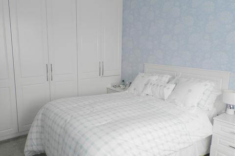 128 Alma Avenue, Hornchurch, RM12 6BP