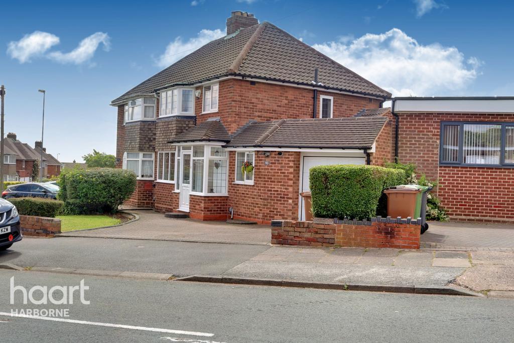 Pomeroy Road, Great Barr 3 bed semidetached house £295,000