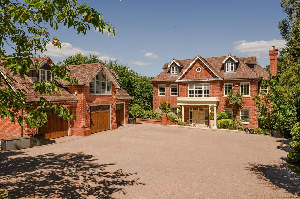 Warren Lane, Oxshott, KT22 6 bed detached house for sale £3,750,000