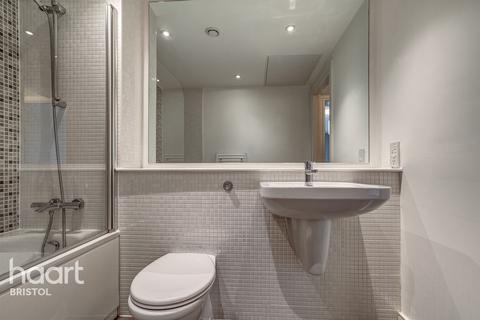 Flat 315, Horizon Broad Weir, Bristol, BS1 3DJ