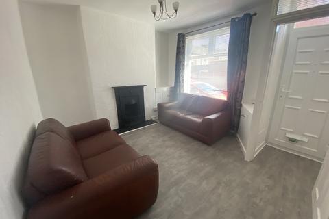 2 bedroom terraced house to rent - Hampson Street, Liverpool L6