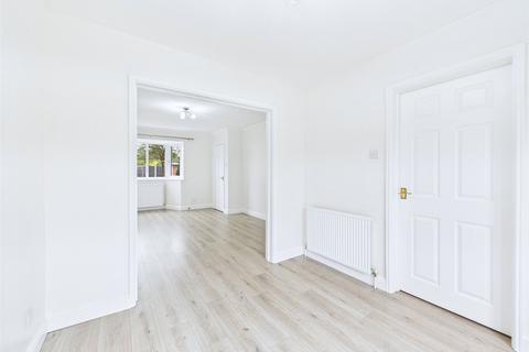 3 bedroom detached house to rent, Long Field Drive, Edenthorpe, Doncaster, DN3