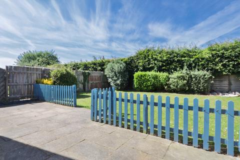 12 Manor Garth, Keyingham, Hull, HU12 9SQ