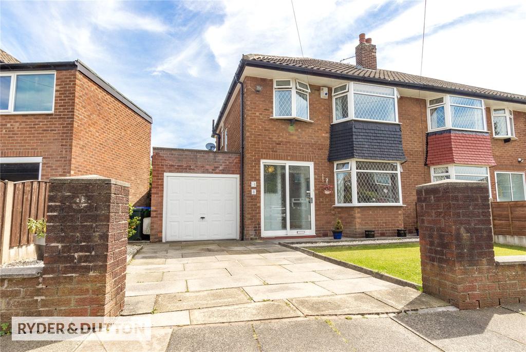 Malvern Road, Alkrington, Middleton, Manchester, M24 3 bed semi