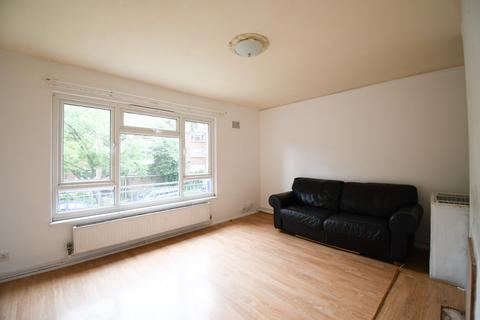 2 bedroom flat to rent - Brading Crescent, London, E11