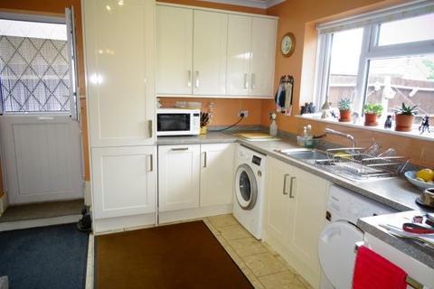 98 Town Lane, Stanwell, Staines-upon-thames, TW19 7PE
