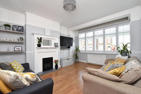 24 Nyon Grove, London, SE6 4EU