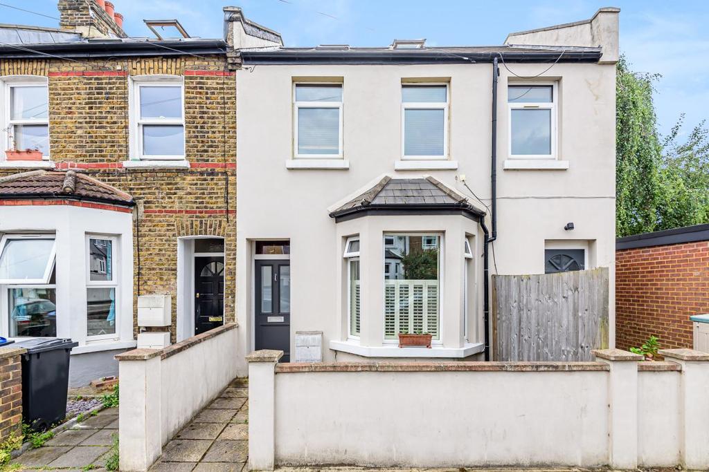 Dryden Road, Wimbledon 2 bed £550,000