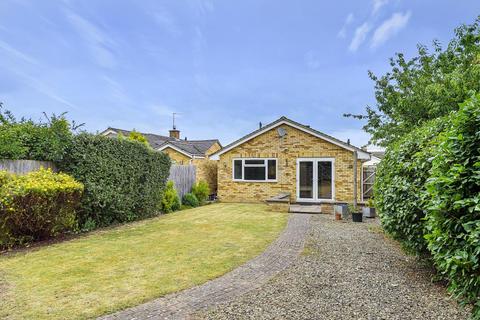 10 Manor Road, Ducklington, Witney, OX29 7YA