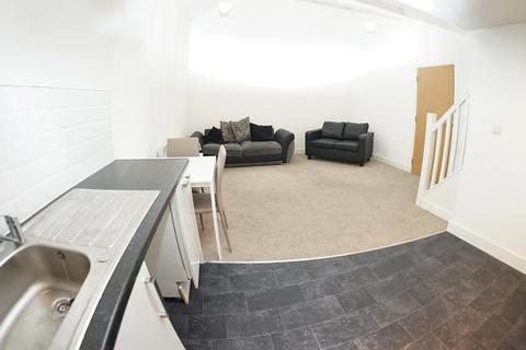 1 bedroom flat to rent, Law Russell House, 63 Vicar Lane, Bradford, West Yorkshire, BD1