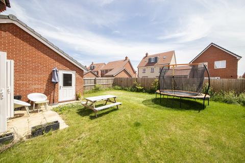 46 Chamomile Way, Didcot, OX11 6HH