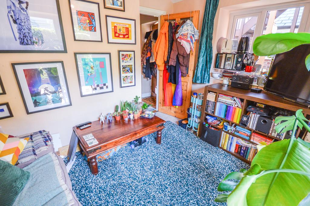 Guest house lounge