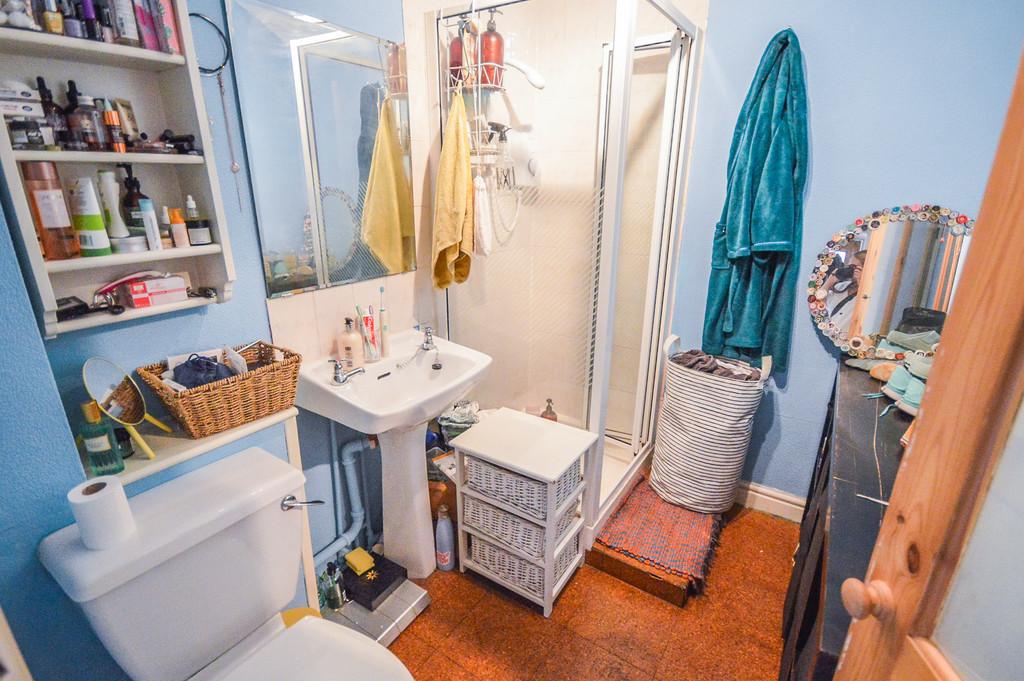 Guest House Shower Room