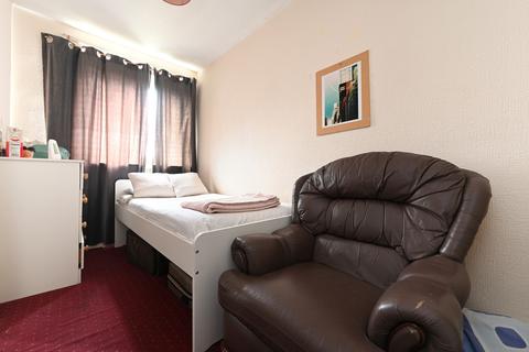 2 bedroom maisonette for sale - Wager Street, Mile End