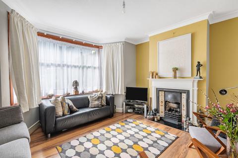 18 Alexandra Gardens, London, N10 3RL