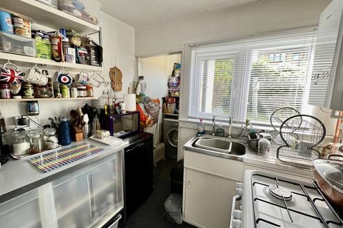 2 bedroom terraced house for sale - St Johns Road, Gravesend, DA12
