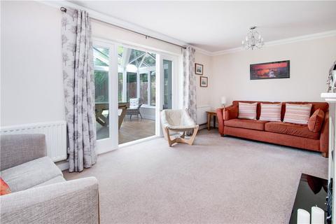 7 Blenheim Way, Moreton-in-marsh, GL56 9NA