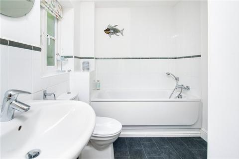 7 Blenheim Way, Moreton-in-marsh, GL56 9NA