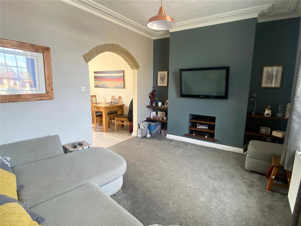 Bank Top, Southowram, Halifax, West... 2 bed terraced house £650 pcm