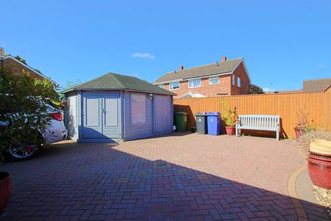 32 Ajax Close, Grimsby, DN34 5QR