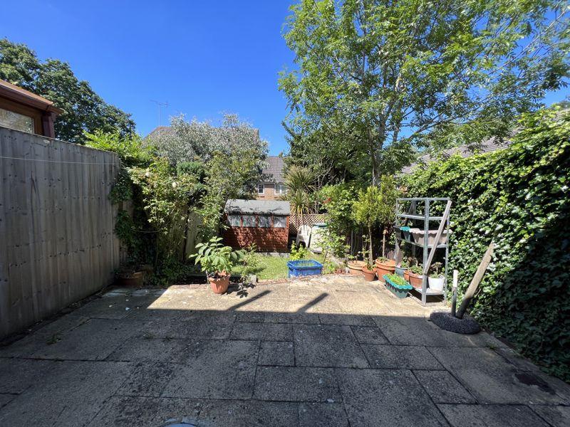 Magnolia Gardens, Edgware 3 bed end of terrace house £499,500