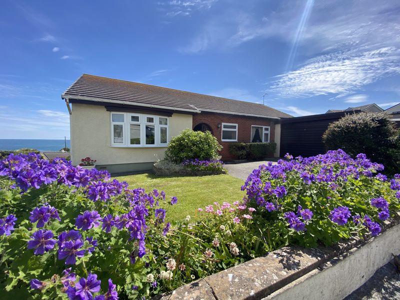 Amlwch, Isle of Anglesey 3 bed detached bungalow for sale £365,000