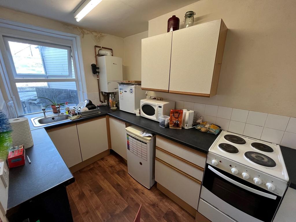 Kitchen 1