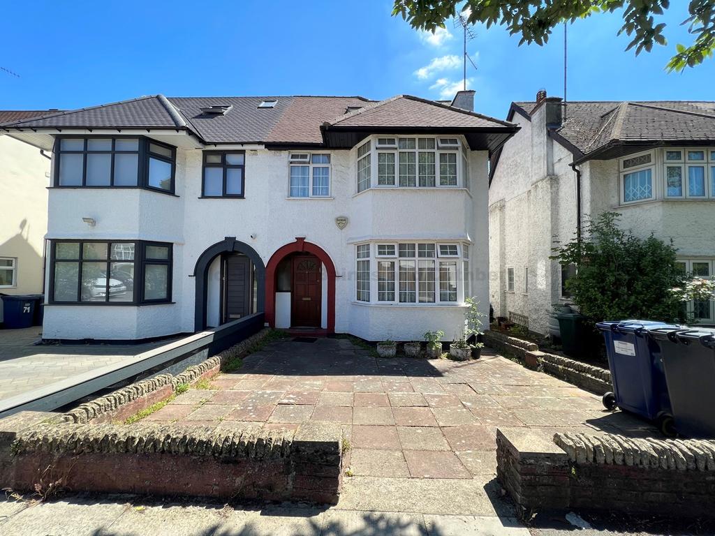 Holders Hill Drive, London, NW4 5 bed semidetached house £895,000