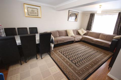 3 bedroom terraced house for sale, Vanbrough Crescent, Northolt