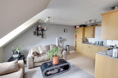 2 bedroom apartment to rent - Conigre Square, Trowbridge