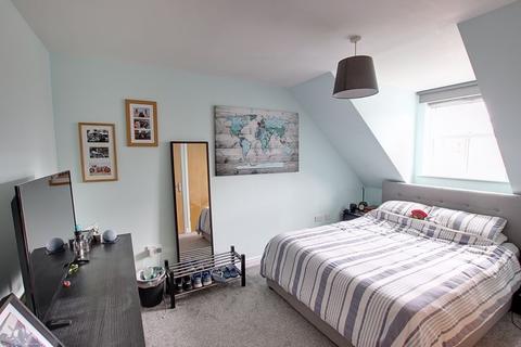 2 bedroom apartment to rent - Conigre Square, Trowbridge