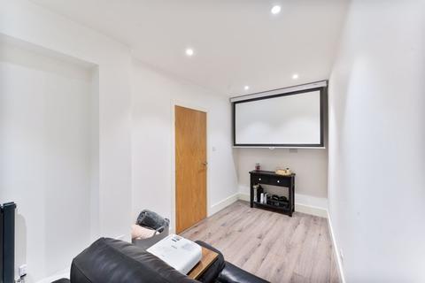 29 Hemingford Road, Cheam, Sutton, SM3 8HG