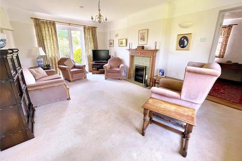 4 bedroom detached house for sale - Terringes Avenue, Worthing, West Sussex, BN13