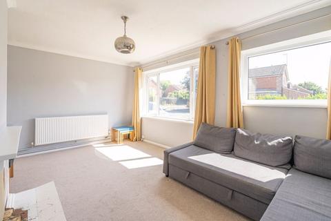 27 Cherry Tree Close, Southmoor, Abingdon, OX13 5BE
