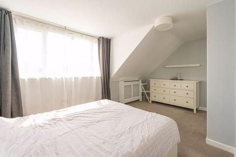 27 Cherry Tree Close, Southmoor, Abingdon, OX13 5BE