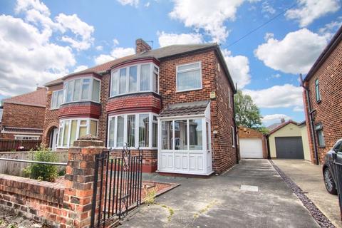 3 bedroom semi-detached house for sale - Balmoral Avenue, Thornaby