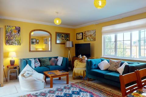 16 Homersham, Canterbury, CT1 3RG