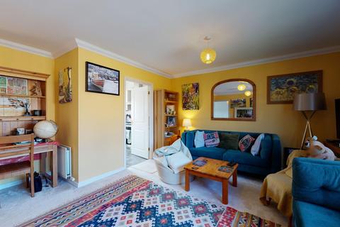 16 Homersham, Canterbury, CT1 3RG