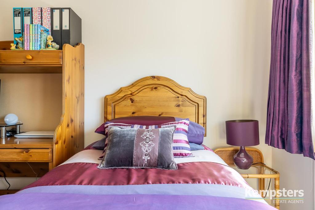 Bedroom 3 3rd.jpg