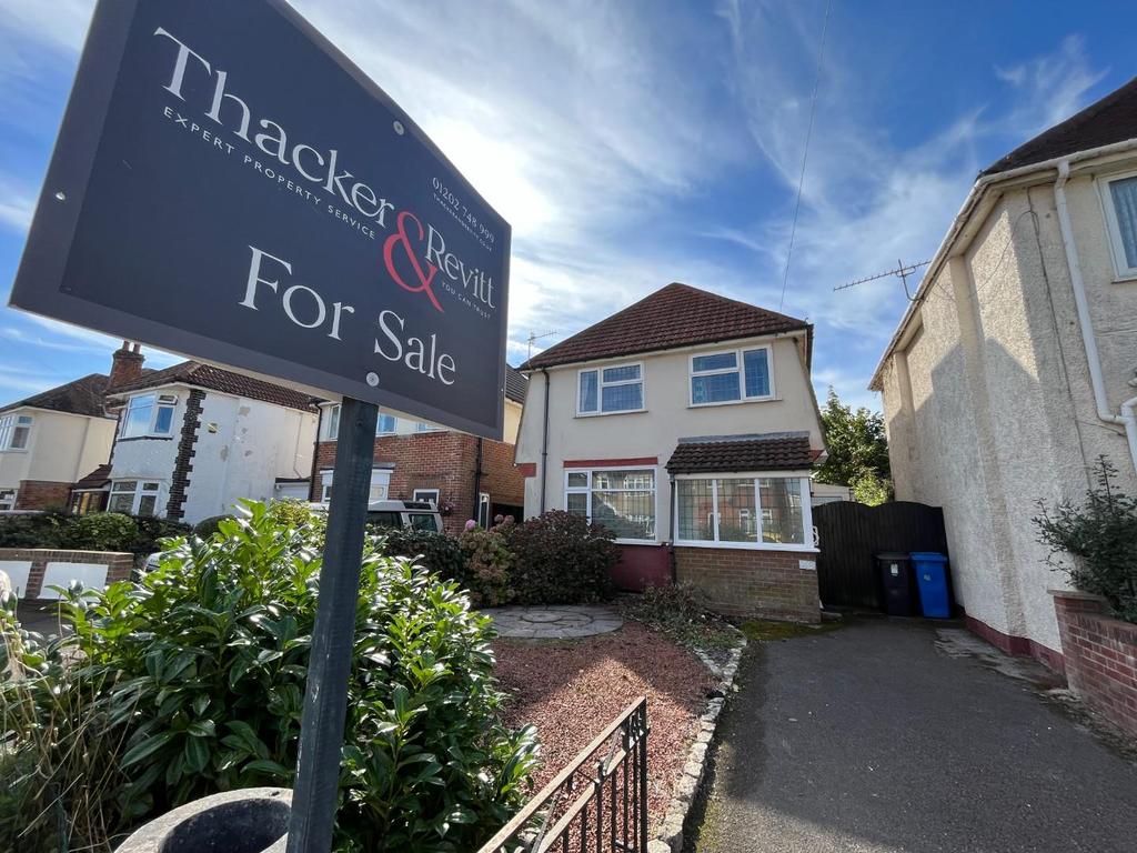 Pearson Avenue, Poole 3 bed house £399,995