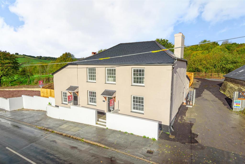 Bickington, Newton Abbot 2 bed terraced house for sale £295,000